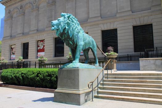 Lion statue at the entrance to the Art Institute of Chicago.