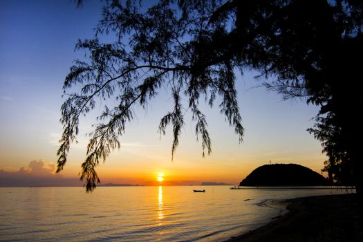 Sunset at Bang Makham Beach on Koh Samui island - the beaches of Samui