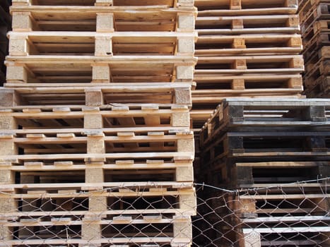 For different construction needs, wooden pallets