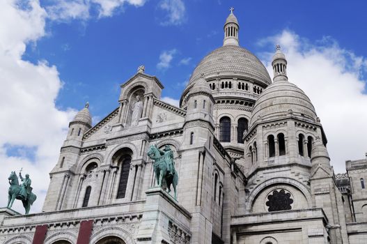 The famous Sacre-Coeur basilica in Paris, France 