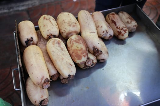 Fresh Chinese Lotus Root is good herb for health