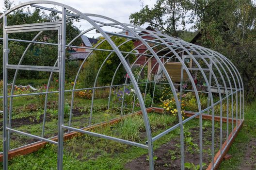 Manufacturer of greenhouses for vegetable garden with his own hands