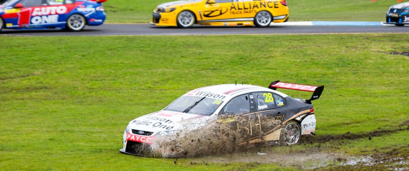 MELBOURNE/AUSTRALIA - SEPTEMBER 17, 2016: Dunlop Series Race 3 for the Sandown 500 'Retro' Endurance race at Sandown raceway.