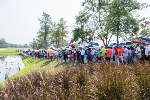 CHONBURI - FEBRUARY 28 : Many people wait for a match  in Honda LPGA Thailand 2016 at Siam Country Club, Pattaya Old Course on February 28, 2016 in Chonburi, Thailand.