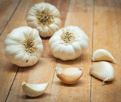 Garlic Contains a Compound Called Allicin, Medicinal Properties,  The Active Compounds Reduce Blood Pressure, Improves Cholesterol Levels, Lower The Risk of Heart Disease, Prevent Alzheimer’s Disease