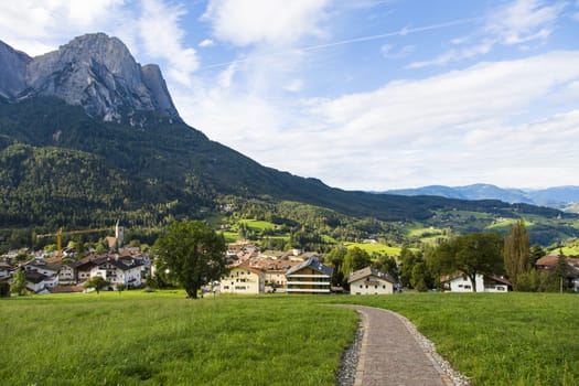 Panoramic view of the country of Seis Am Schlerm