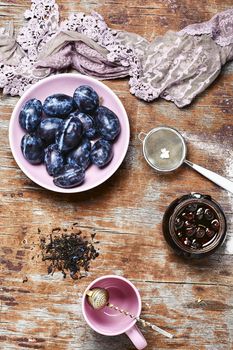Jam from the harvest of autumn plums for tea
