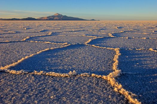 Salar de Uyuni, salt lake, is largest salt flat in the world, altiplano, Bolivia, South America