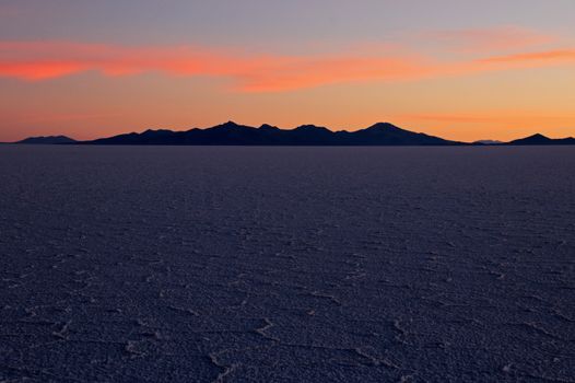 Salar de Uyuni, salt lake, is largest salt flat in the world, altiplano, Bolivia, South America, sunset