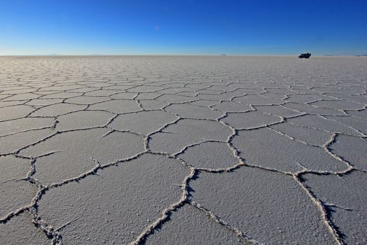 Van on Salar de Uyuni, salt lake, is largest salt flat in the world, altiplano, Bolivia, South America