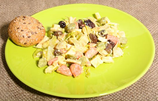 italian healthy food chicken salad