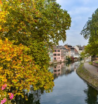 Strasbourg, water canal in Petite France area, Alsace, Bas Rhin