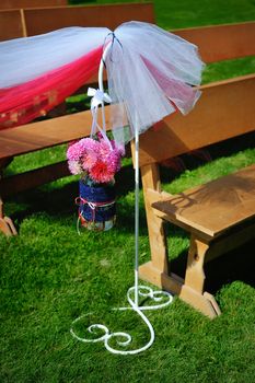 wedding decorations outdoors on green grass