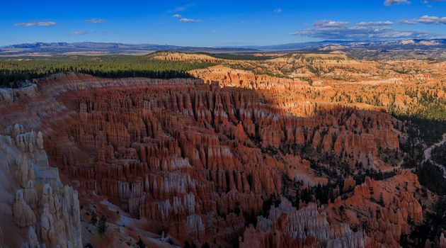 Amazing scenic view of the hoodoos in Bryce Canyon National Park, Utah, United States
