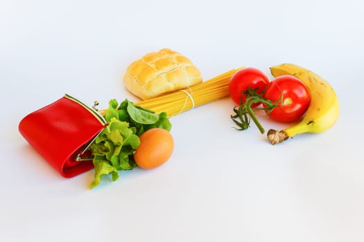 a purse containg the food-spending of the day