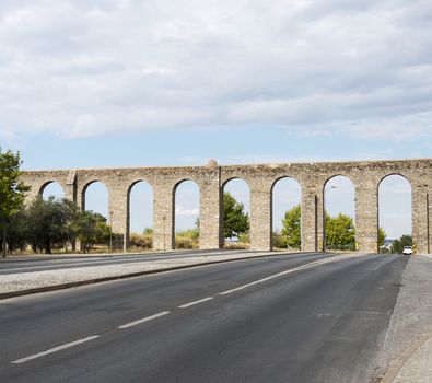 Oud Roman aquaduct in Evora portugal