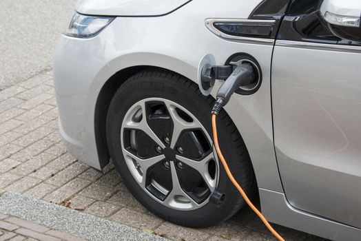electric or hybrid car loading by electricity