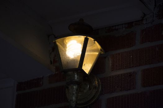 Antique style porch light