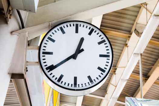 Big clock Metro station,A clock in the subway station