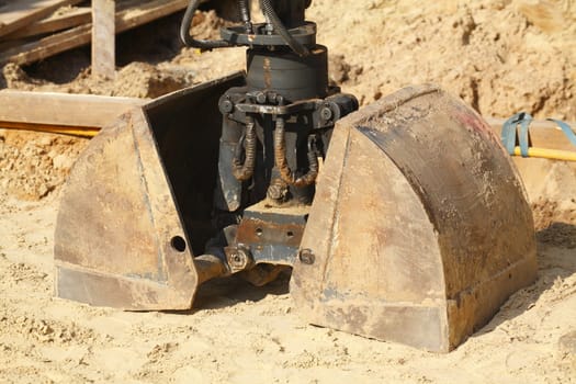 Exclavator Bucket, Sand