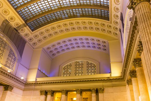 Chicago, IL, USA, october 27, 2016: The Great Hall inside Union Station in Chicago Illinois
