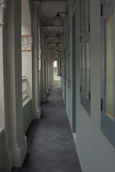 Covered corridor in Singapore build. Heritage architecture