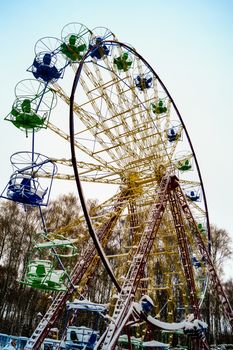 ride the Ferris wheel in winter