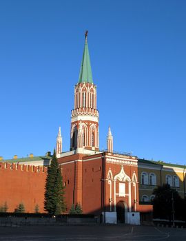 Nikolskaya Tower of Moscow Kremlin in early morning.