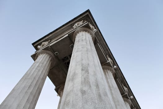 column triumphal arch Low Angle View