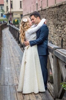 newlyweds strolling around the city. Just married