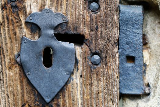 Detail of the decorative door fittings and key hole