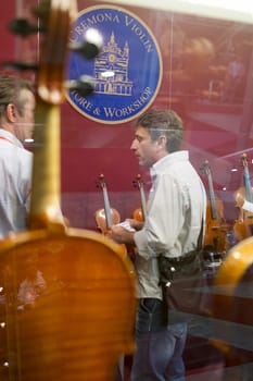 Cremona Mondomusica is a 3 day event being held from the end September to the firsts of October every year at the Cremona Fiere in Cremona, Italy.