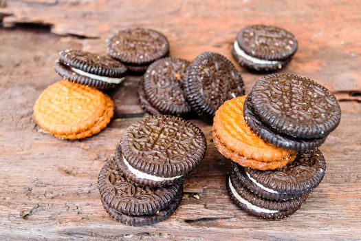 cookies cream back and brown on woodden table