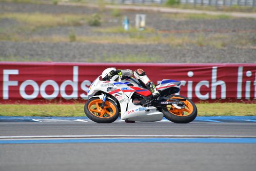 BURIRAM - DECEMBER 4 : Chanachon Phoopanna #54 in CBR300R Thailand Dream Cup in Asia Road Racing Championship 2016 at Chang International Racing Circuit on December 4, 2016, Buriram, Thailand.