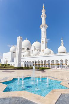 Sheikh Zayed Grand Mosque in Abu Dhabi, United Arab Emirates.