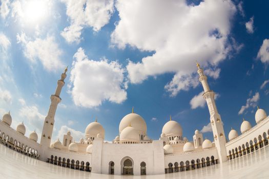 Fish eye view of Sheikh Zayed Grand Mosque in Abu Dhabi, United Arab Emirates.