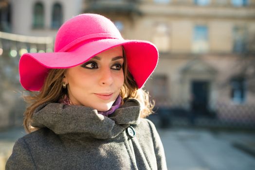 Portrait of a girl with Hat in the city