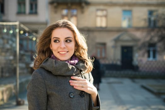 Portrait of a beautiful girl in the city