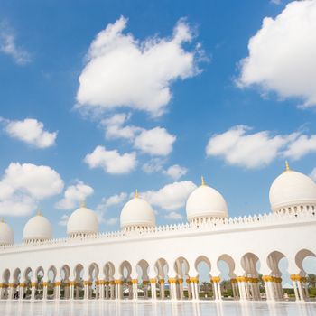 Architectural detail of Sheikh Zayed Grand Mosque in Abu Dhabi, United Arab Emirates.