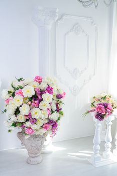 beautiful decoration of flowers in the interior.