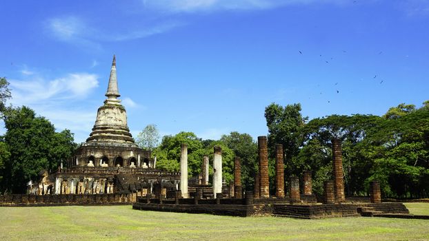 Historical Park Wat chang lom temple landscape with trees sukhothai world heritage