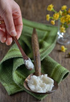 coconut oil on the wooden spoon