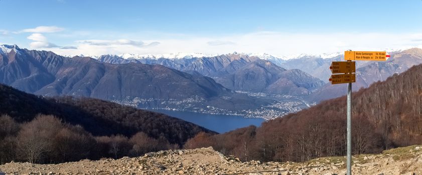 Gambarogno, Switzerland: Trail of Mount Gambarogno. Walkway indication