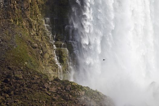 Beautiful photo of the amazing Niagara falls