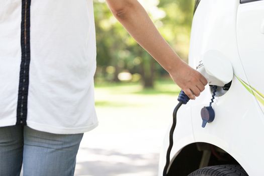 Charging battery of an electric vehicle