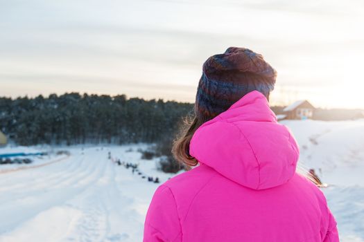 Woman at heel at beauty winter day