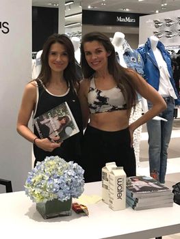 Hilaria Baldwin, Alicia Arden
at Morning Yoga with Hilaria Baldwin to celebrate the release of her new book "The Living Clearly Method," Bllomingdales, Century City, CA 03-04-17