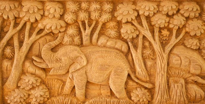 Carved Thai elephant on the wood