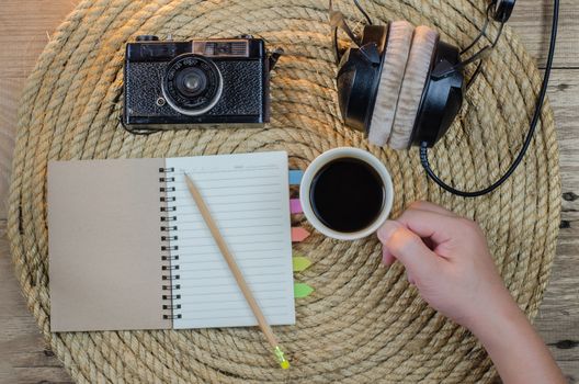 Relaxation drink coffee Write book on a jute rope.