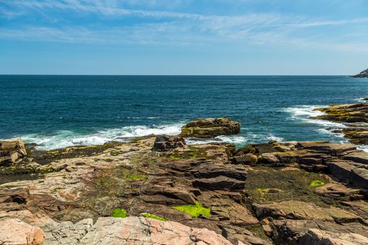 Maine’s rocky, forest-lined coast has more shoreline than California, with inlets, bays and coves lapped by frigid Atlantic waters, even in the warmest of summers. Nearly 60 percent of Maine’s coastline is composed of hard rock.